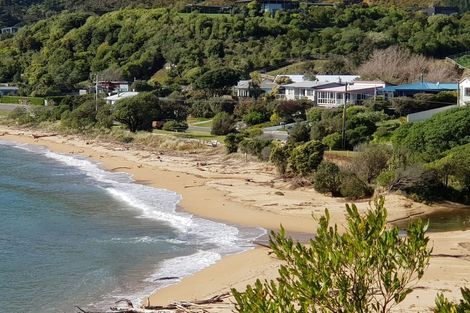 Photo of property in 1110 Abel Tasman Drive, Ligar Bay, Takaka, 7183
