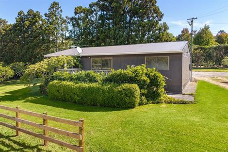Photo of property in 5 Dysart Lane, Kumeu, 0891