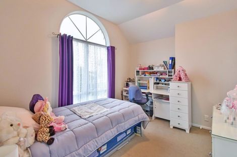 Photo of property in 20 Manara Place, The Gardens, Auckland, 2105