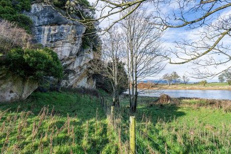 Photo of property in 1270 Clifden Highway, Orawia, Otautau, 9691