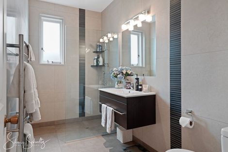 Photo of property in 31 Franklin Road, Paparoa, 0571