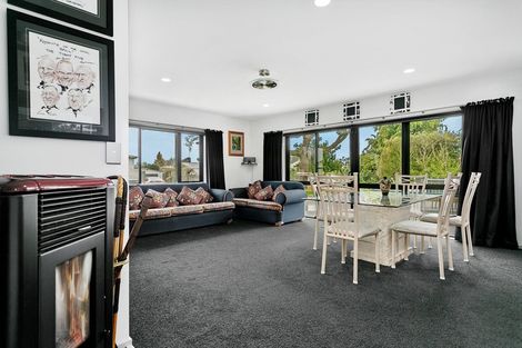 Photo of property in 36 Aubrey Crescent, Rainbow Point, Taupo, 3330