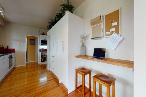 Photo of property in 42 Read Street, Levin, 5510