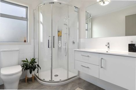 Photo of property in 226a Welcome Bay Road, Welcome Bay, Tauranga, 3112