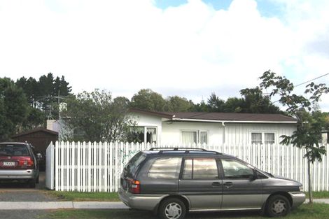 Photo of property in 1/4 Robertson Road, Ranui, Auckland, 0612