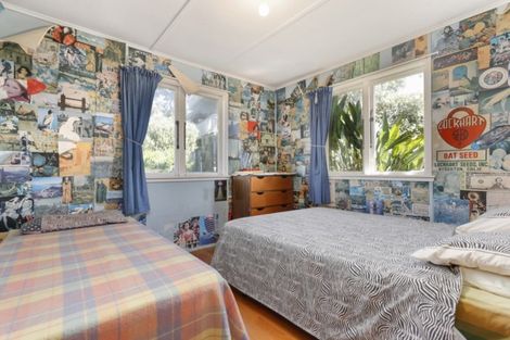 Photo of property in 63 Rothesay Bay Road, Rothesay Bay, Auckland, 0630