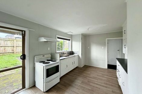 Photo of property in 20 Cook Street, Marfell, New Plymouth, 4310