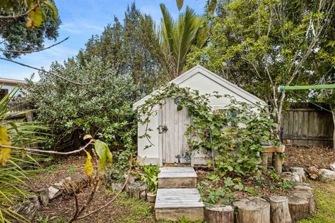 Photo of property in 58 Hindmarsh Street, Henderson, Auckland, 0612