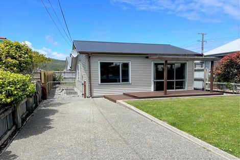 Photo of property in 37 Blake Street, Blaketown, Greymouth, 7805