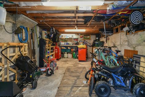 Photo of property in 22 Lynwood Place, Brookfield, Tauranga, 3110