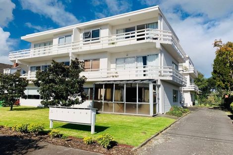 Photo of property in 1/9 Marau Crescent, Mission Bay, Auckland, 1071