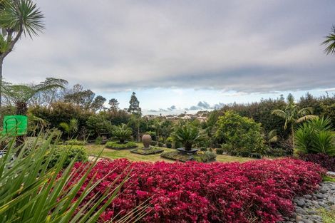 Photo of property in 27 Palmer Crescent, Mission Bay, Auckland, 1071
