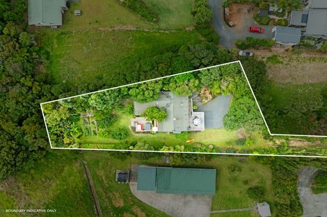 Photo of property in 2003 Whangarei Heads Road, Whangarei Heads, Whangarei, 0174