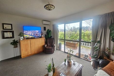 Photo of property in 2/71 Royal Park Drive, Parklands, Christchurch, 8083