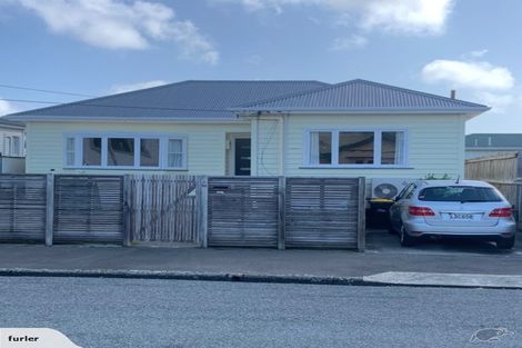 Photo of property in 54 Strathavon Road, Miramar, Wellington, 6022