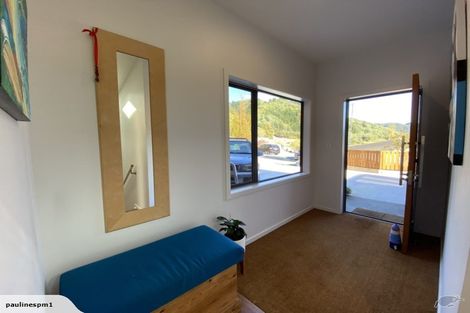 Photo of property in 11 Bell Bird Rise, Picton, 7220