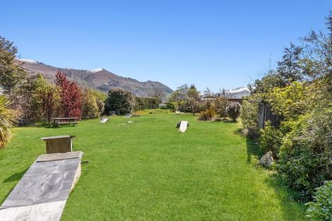 Photo of property in 93 Upton Street, Wanaka, 9305