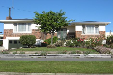 Photo of property in 4 Mckinlay Road, Abbotsford, Dunedin, 9018