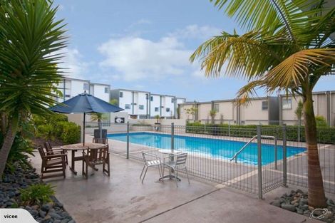 Photo of property in 44/7 Kelvin Hart Drive, East Tamaki, Auckland, 2013