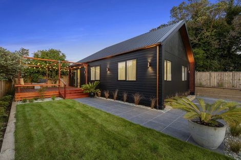 Photo of property in 47a Mangorei Road, Strandon, New Plymouth, 4312