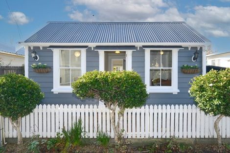 Photo of property in 12 Drummond Street, Sydenham, Christchurch, 8023