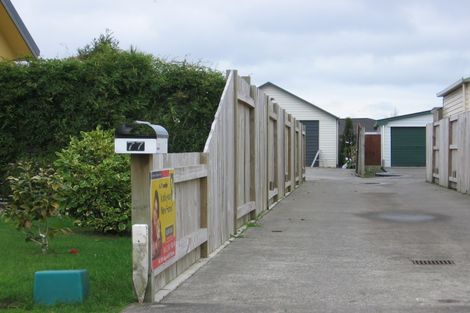 Photo of property in 77 Roberts Line, Kelvin Grove, Palmerston North, 4414