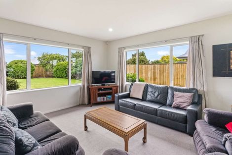 Photo of property in 8 Melville Crescent, Rolleston, 7614