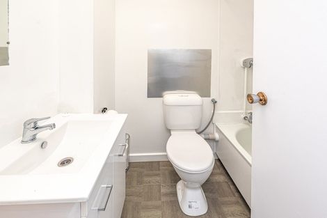 Photo of property in 10/6 Niblett Street, Whanganui, 4500