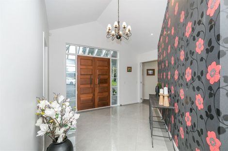 Photo of property in 43 Woodstock Road, Te Awamutu, 3879