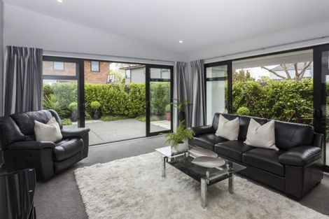 Photo of property in 35 Mcdougall Avenue, St Albans, Christchurch, 8014