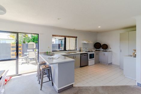 Photo of property in 87a Meeanee Road, Taradale, Napier, 4112