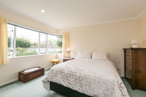 Photo of property in 525a Main North Road, Bay View, Napier, 4104