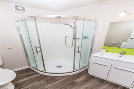 Photo of property in 1a Woodstock Terrace, Tawa, Wellington, 5028