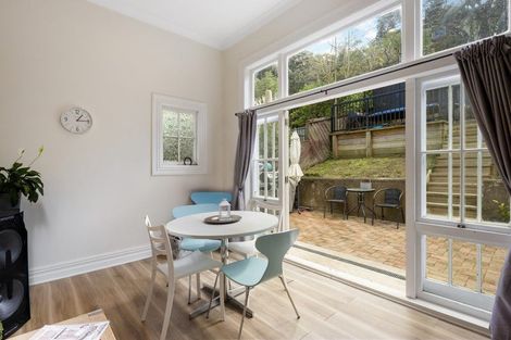 Photo of property in 28 Medway Street, Island Bay, Wellington, 6023