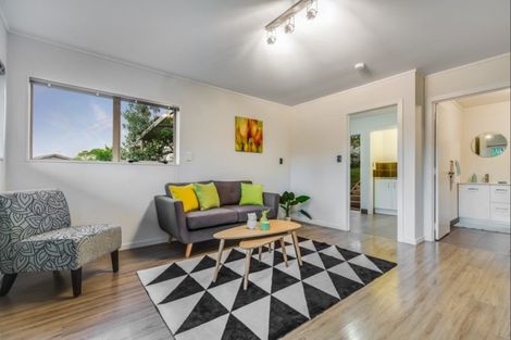 Photo of property in 7 Leo Street, Glen Eden, Auckland, 0602