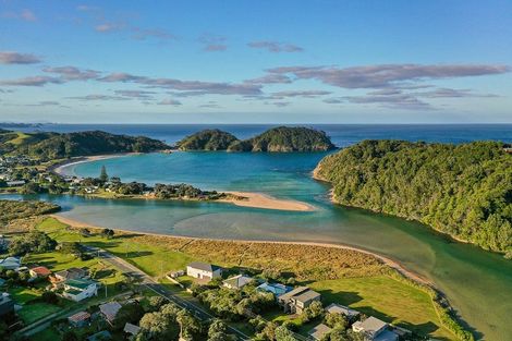 Photo of property in 847 Matapouri Road, Matapouri, Whangarei, 0173