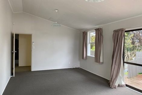 Photo of property in 30 Leaver Place, Weymouth, Auckland, 2103