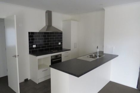 Photo of property in 16 Ladeira Place, Fitzroy, Hamilton, 3206