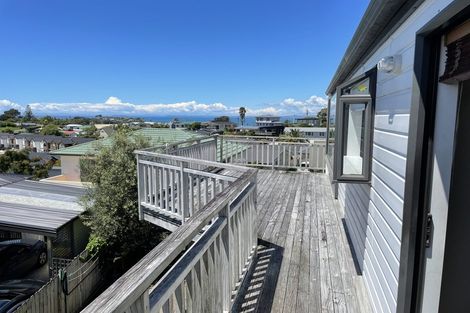 Photo of property in 15a Rishworth Avenue, Stanmore Bay, Whangaparaoa, 0932