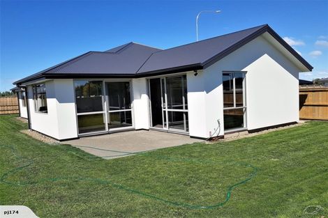 Photo of property in 46 Highgate Drive, Rangiora, 7400