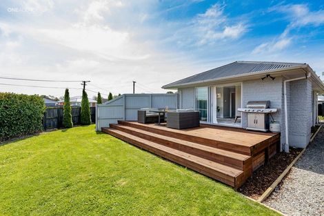 Photo of property in 17 Newport Street, Avondale, Christchurch, 8061