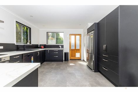 Photo of property in 98 Acacia Drive, Levels, Timaru, 7973