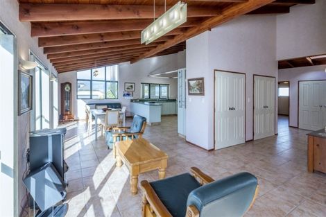 Photo of property in 11 Claremont Rise, Levin, 5510