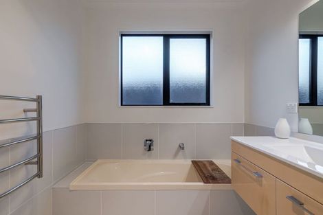 Photo of property in 1c Hillview Place, Feilding, 4702