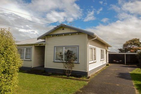 Photo of property in 15 Argyle Street, Hawera, 4610