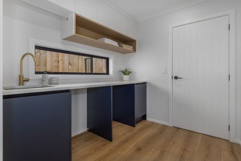 Photo of property in 60b Queen Charlotte Drive, Aotea, Porirua, 5024