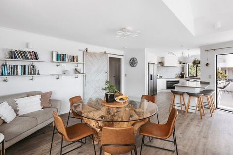 Photo of property in 18 Claydon Place, Ohope, 3121