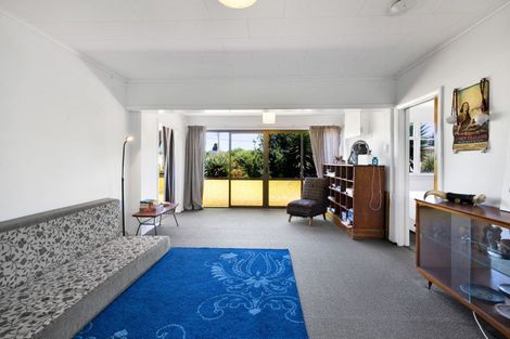 Photo of property in 49 Fox Street, Opunake, 4616