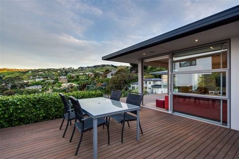 Photo of property in 6 Challenger Lane, Redcliffs, Christchurch, 8081