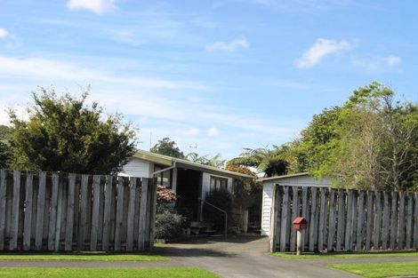 Photo of property in 14 Elder Grove, Whalers Gate, New Plymouth, 4310